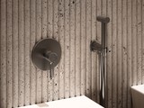 Metal w wersji premium. Gun metal w kolekcji armatury łazienkowej 